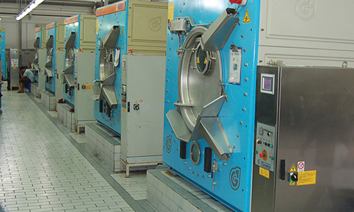 Industrial washing machines